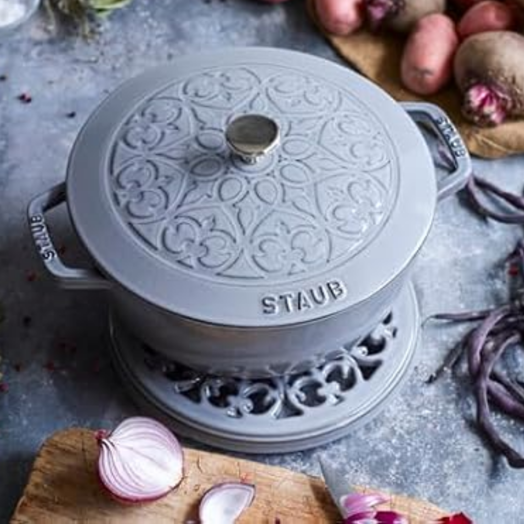 STAUB Lily Cast Iron Trivet 23cm – Graphite Grey - Image 3