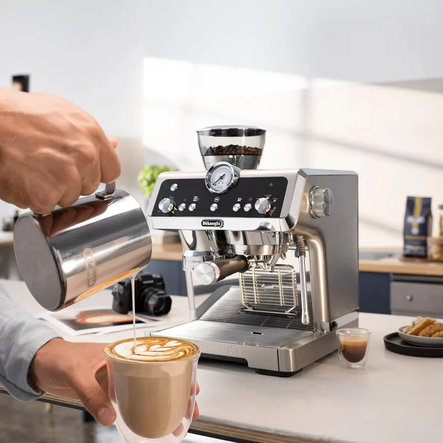 DELONGHI EC9355.M LA SPECIALISTA PRESTIGIO COFFEE MACHINE