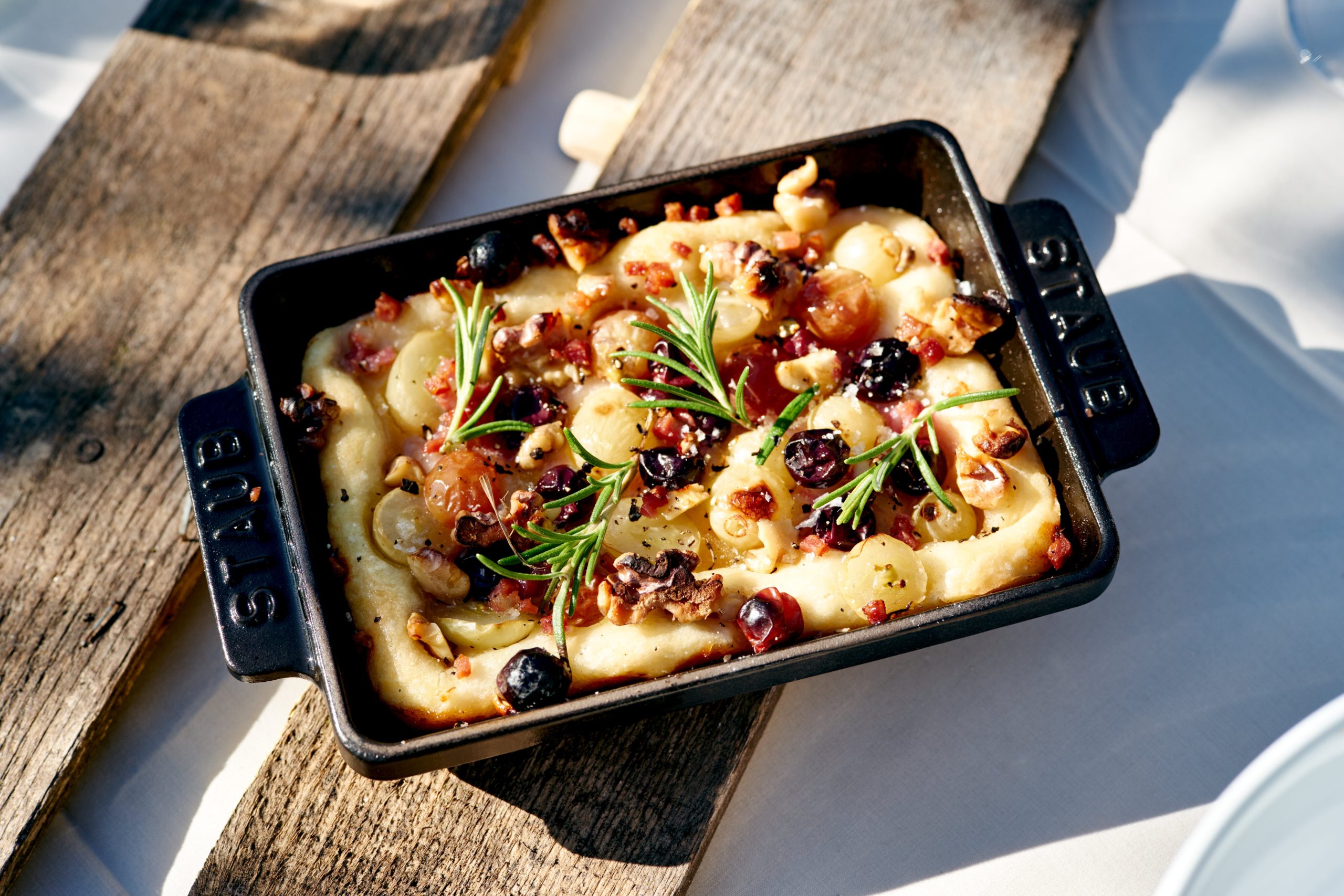 STAUB Cast Iron Mini Rectangular Dish 6-Piece Set – 15cm x 11cm – Black - Image 5