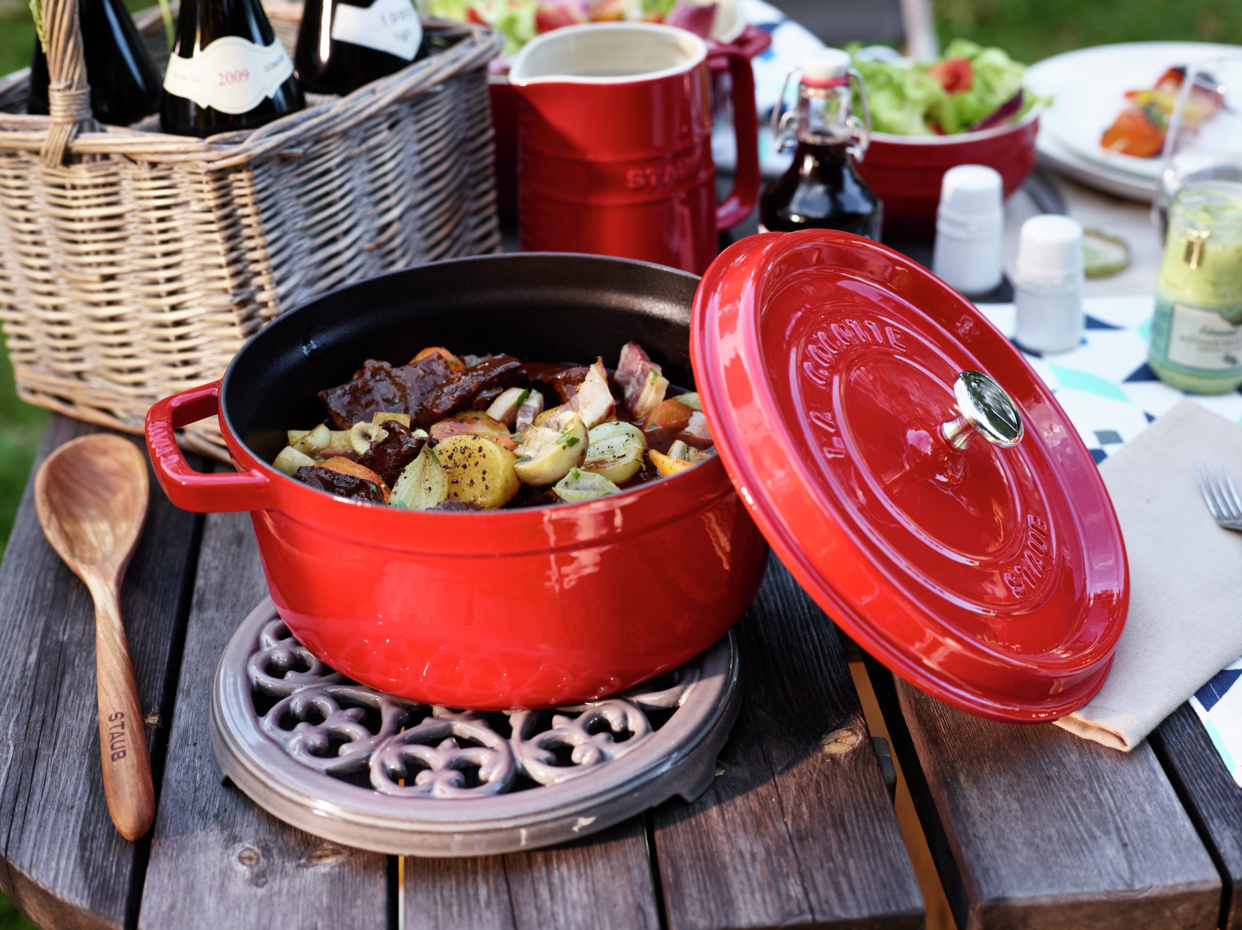 STAUB Lily Cast Iron Trivet 23cm – Graphite Grey - Image 5